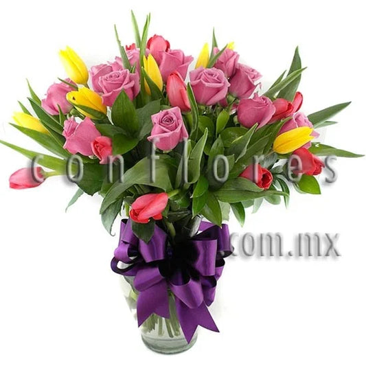 Arreglo con Flores Tulipanes Rojos Ternura